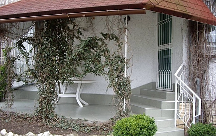 ID 10225 Three-storey house in Varna Photo 2