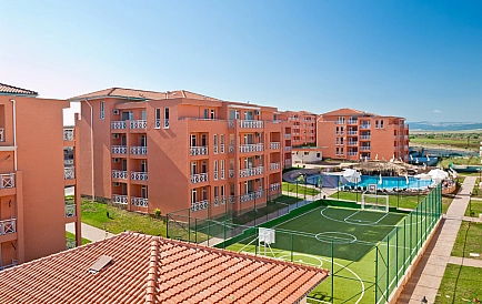 ID 11548 Studio in Sunny Day 6 Photo 10