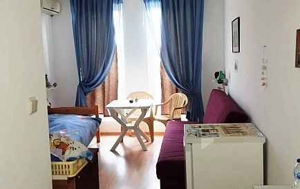 ID 11548 Studio in Sunny Day 6 Photo 7