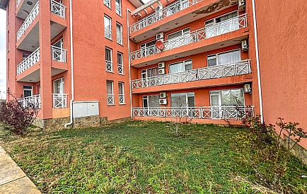 ID 11837 Studio in Sunny Day 6 Photo 10