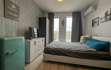 ID 11837 Studio in Sunny Day 6 Photo 8