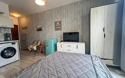 ID 11837 Studio in Sunny Day 6 Photo 7