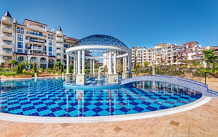 ID 2833 Apartments from the developer in a prestigious complex Photo 10