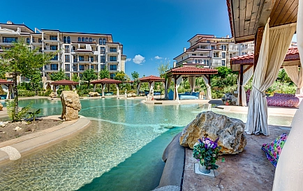 ID 2833 Apartments from the developer in a prestigious complex Photo 2