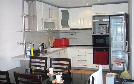 ID 4115 Vries Photo 6