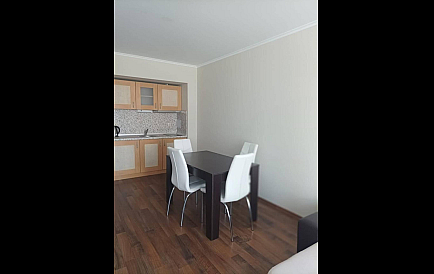 ID 9993 Two bedroom apartment in Rose Gardens Photo 1 