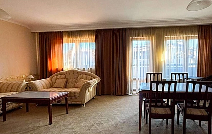 ID 13231 Duplex apartment in Downtown Photo 10