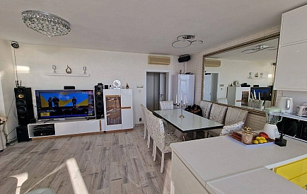 ID 15004 Two-bedroom apartment in Oasis Photo 8