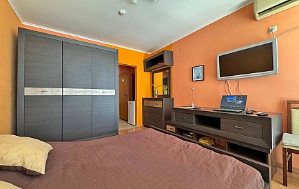 ID 15825 Studio apartment in Nev Photo 2