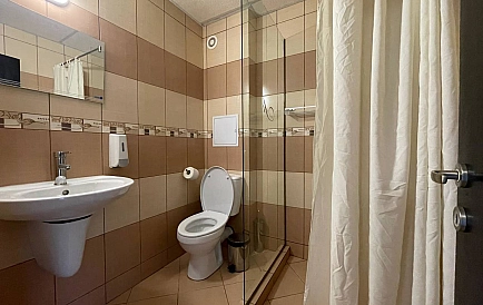 ID 15088 Two-bedroom apartment in Gardenia Hills Photo 4