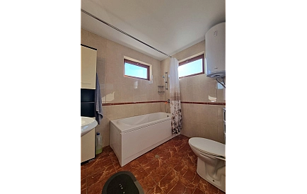 ID 13468 House in the village of Bata Photo 6