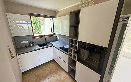 ID 15729 House in Almond Hills Photo 9