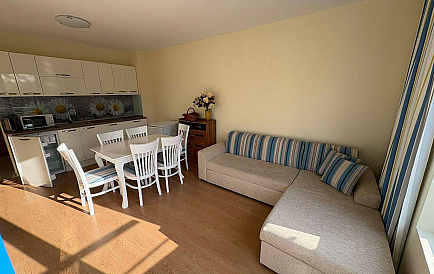 ID 14012 One-bedroom apartment in Excelsior Photo 1 