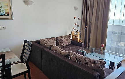 ID 13930 White Coast Townhouse Photo 3