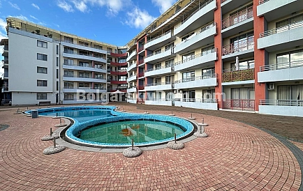 ID 16389 One-bedroom apartment in Central Plaza Photo 5