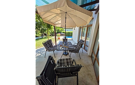 ID 15607 Two-story house in Floral Meadows Photo 8