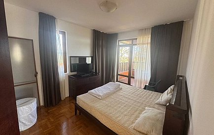 ID 15123 House in Floral Hills Photo 3