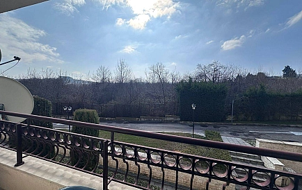 ID 13826 Large studio in Gallery Photo 5