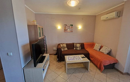 ID 16483 Two-bedroom apartment in Royal Sun Photo 2