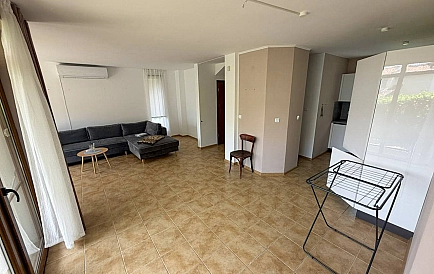 ID 15729 House in Almond Hills Photo 8