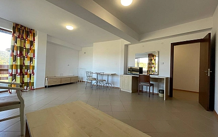 ID 15088 Two-bedroom apartment in Gardenia Hills Photo 8