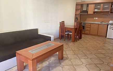 ID 16389 One-bedroom apartment in Central Plaza Photo 6