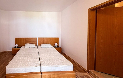 ID 15789 Two-bedroom apartment in Vinyards Photo 3