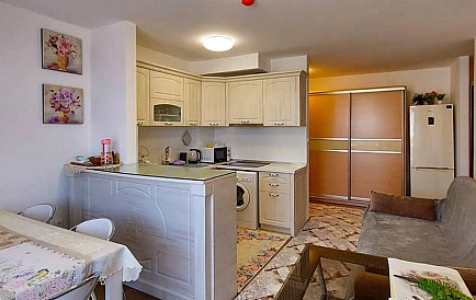 ID 13183 Two-bedroom apartment in Robinson Beach Photo 2