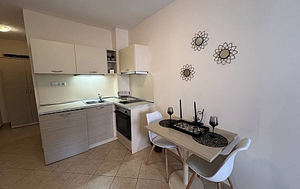 ID 16407 Studio apartment in Royal Sun Photo 3