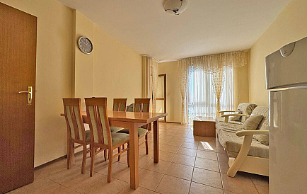 ID 14612 Two-bedroom apartment in Arcadia Photo 1 
