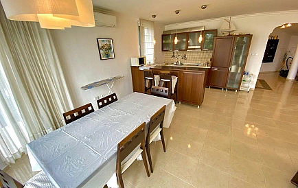 ID 13211 Villa in Riviera Photo 4