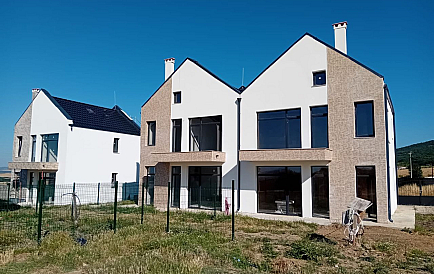 ID 10346 Houses in Kosharica Photo 1 