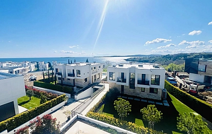 ID 10457 Houses in Chernomorets Photo 9