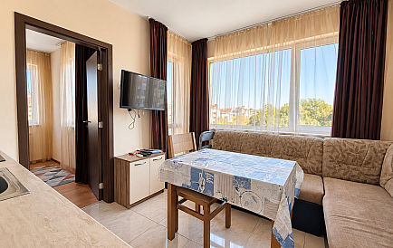 ID 11814 One-bedroom apartment in Sea Diamond Photo 1 