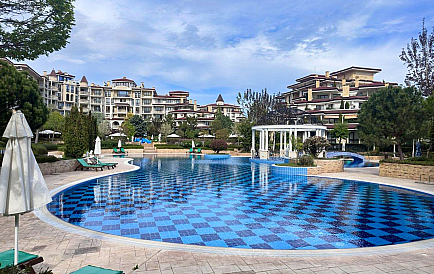 ID 12000 Three-bedroom apartment in Poseidon Photo 1 