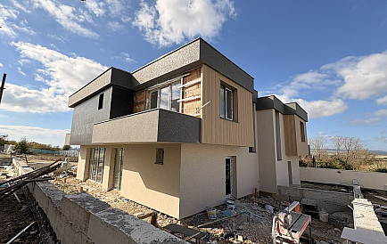 ID 13750 Townhouses in Grand Village Photo 1 