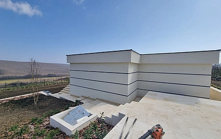 ID 14405 House in Banya Photo 8