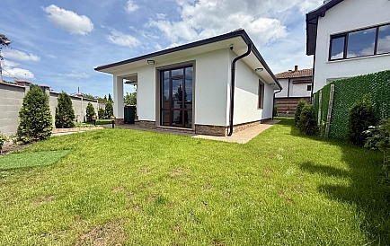 ID 15548 House in Tankovo Photo 6