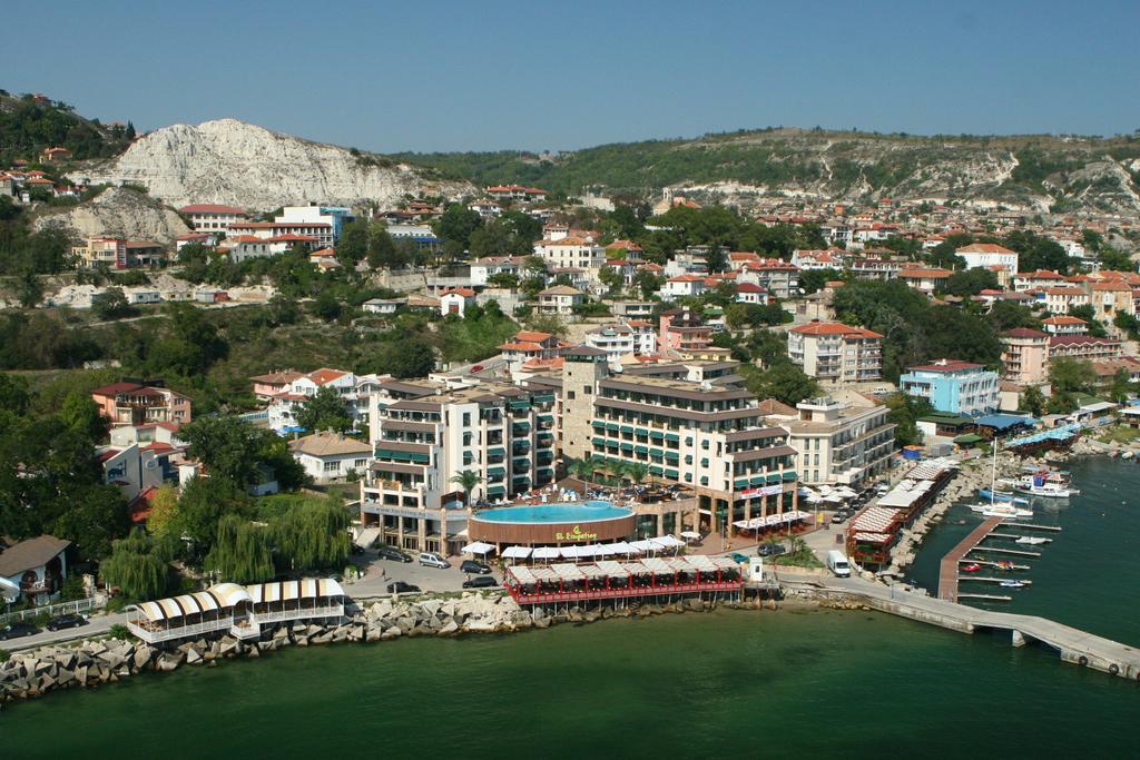 Waterfront and seaside hotels — Balchik