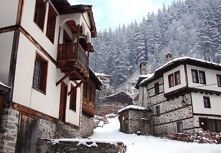 Beautiful houses and streets of the ecological settlement Shiroka-Lyk