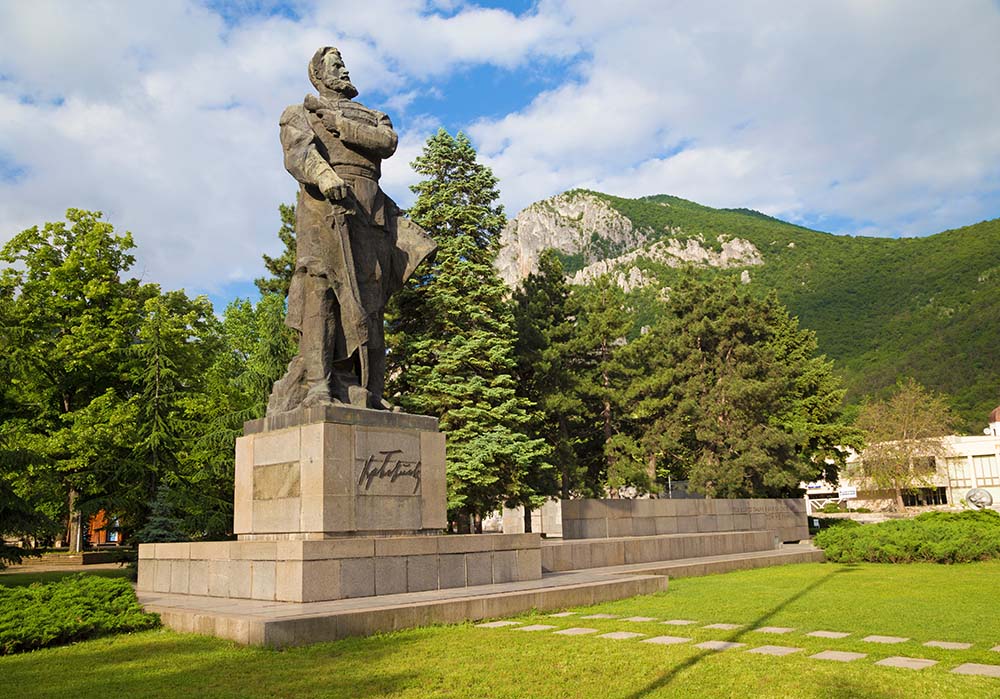 Monument to Hristo Botev on a pedestal.