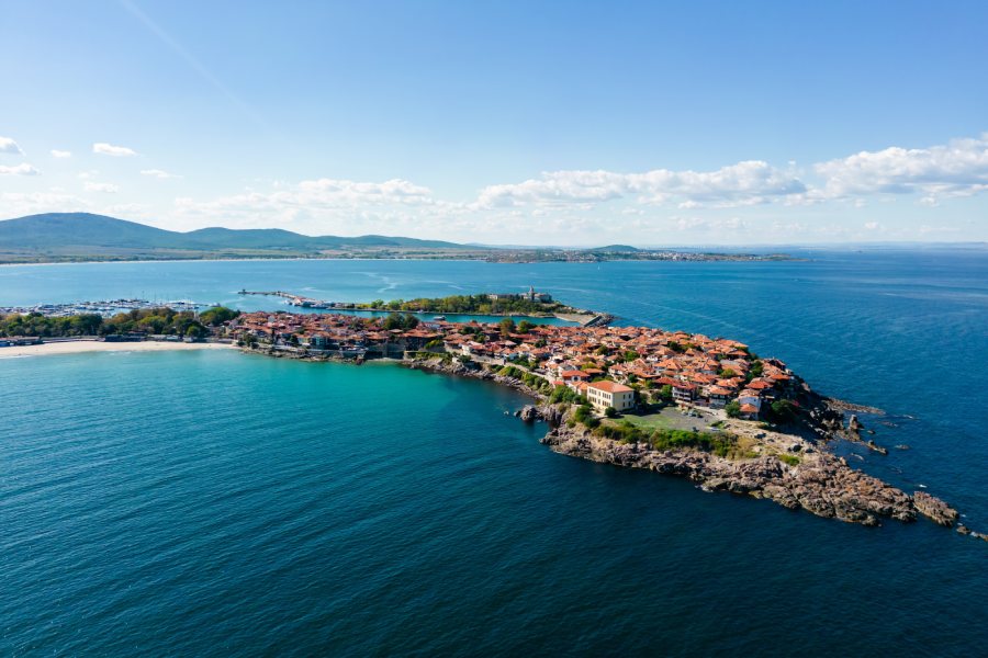 Aerial photograph of the ancient coastal peninsula town of Nessebar in Bulgaria, presenting investment interest for Belgians.
