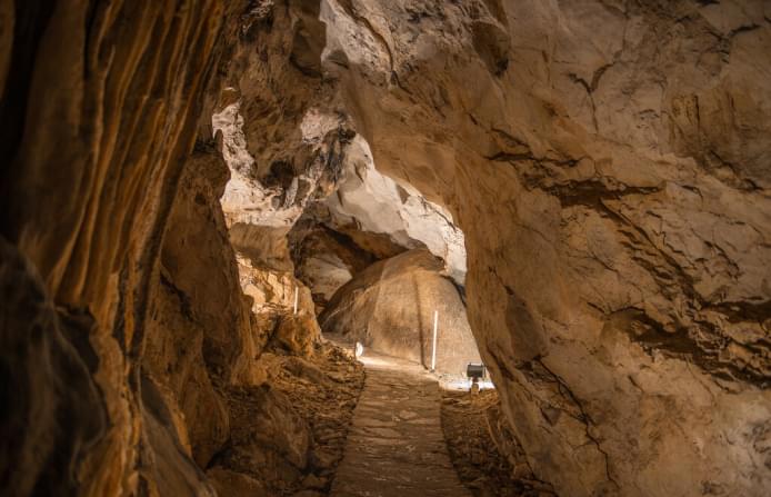 Magura Cave